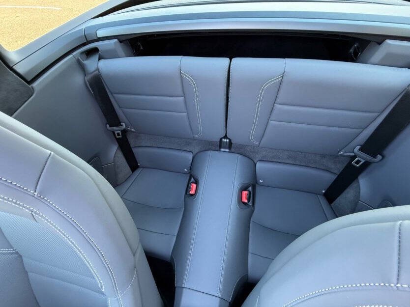 2024 Porsche 911 Image 9