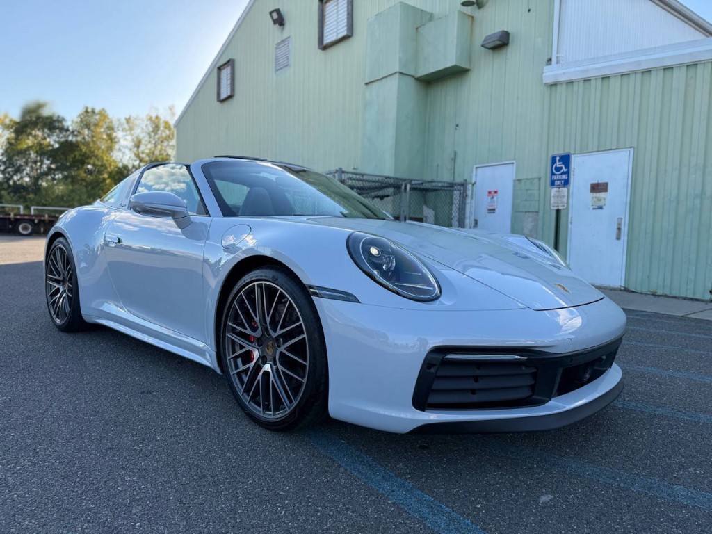 2024 Porsche 911 Image 1