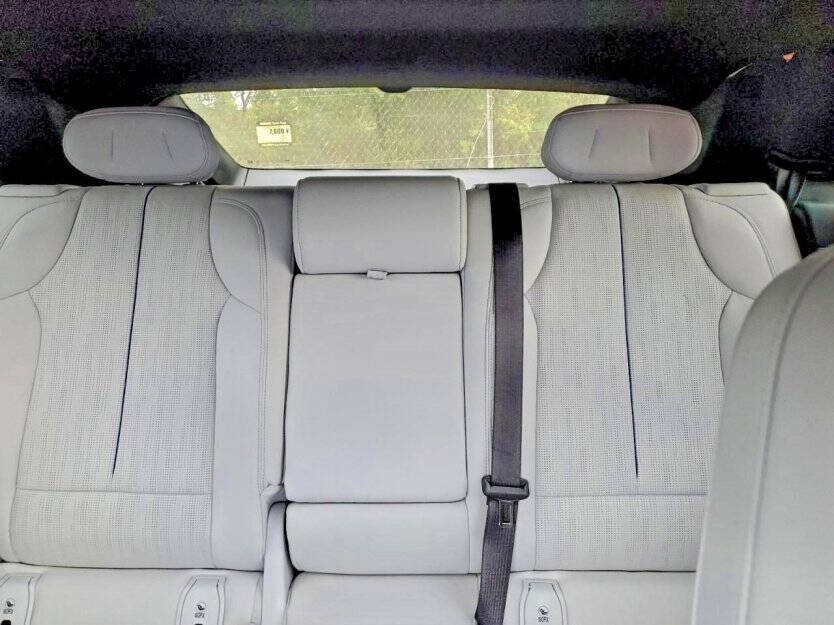 2024 Cadillac Lyriq Image 6