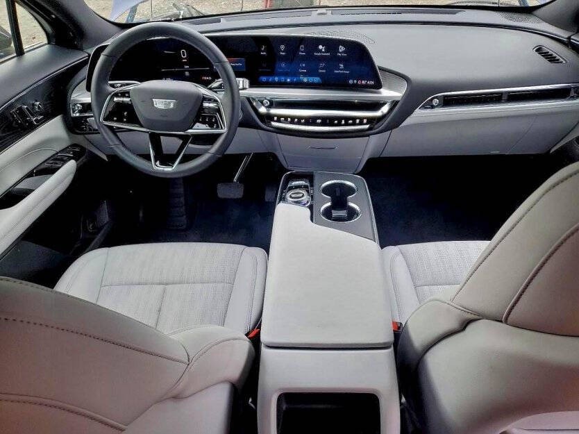 2024 Cadillac Lyriq Image 7