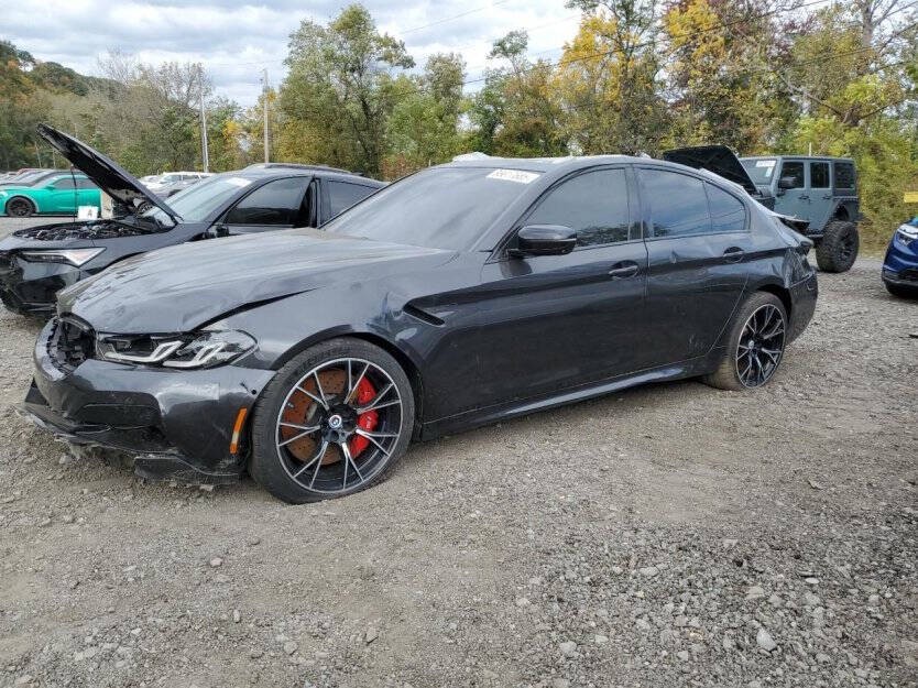 2023 BMW M5 Image 2