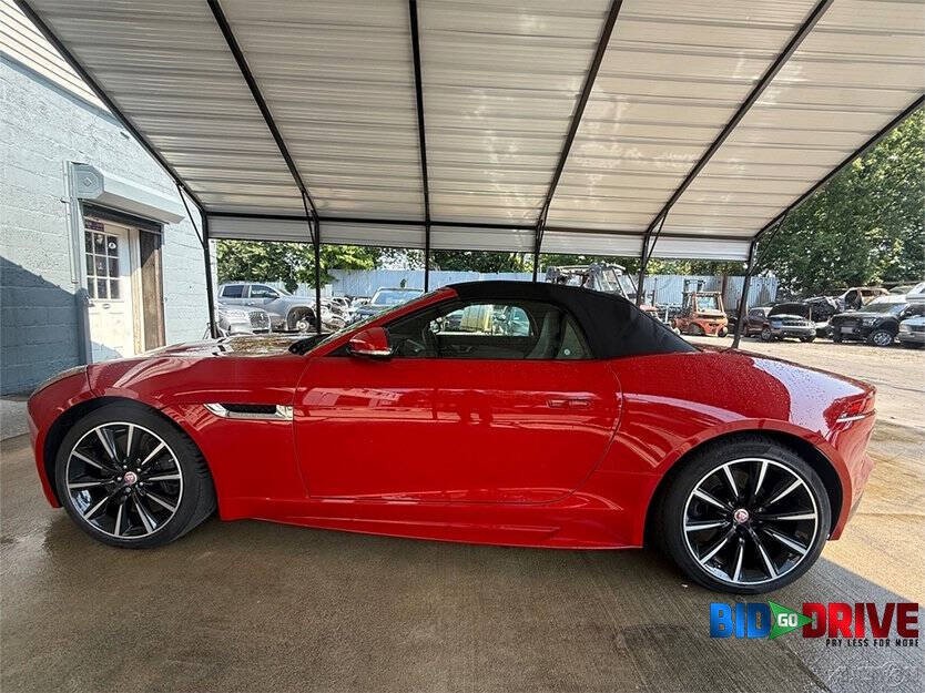2016 Jaguar F-TYPE Image 4