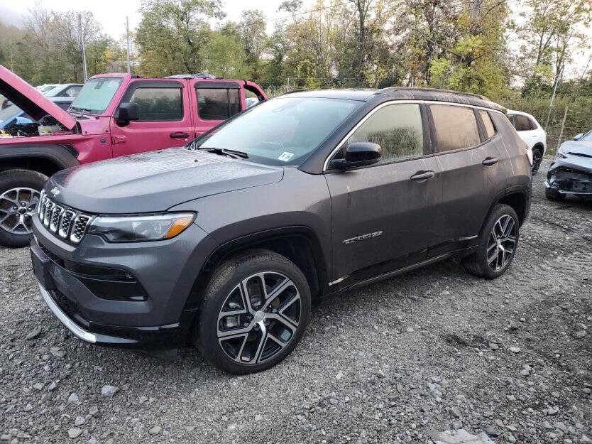 2024 Jeep Compass Image 2