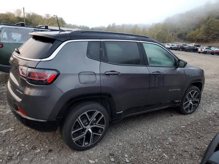 2024 Jeep Compass Image 4