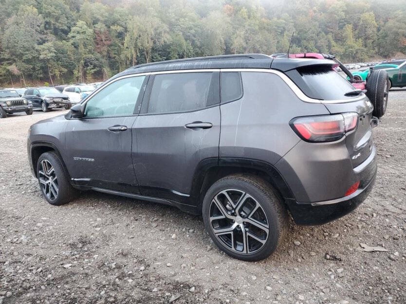 2024 Jeep Compass Image 3