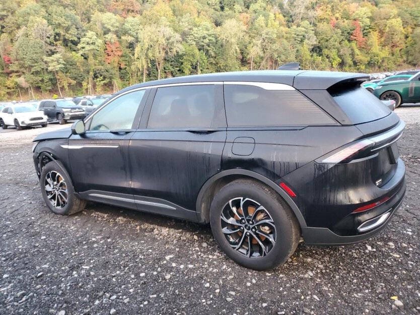 2025 Lincoln Nautilus Hybrid Image 4