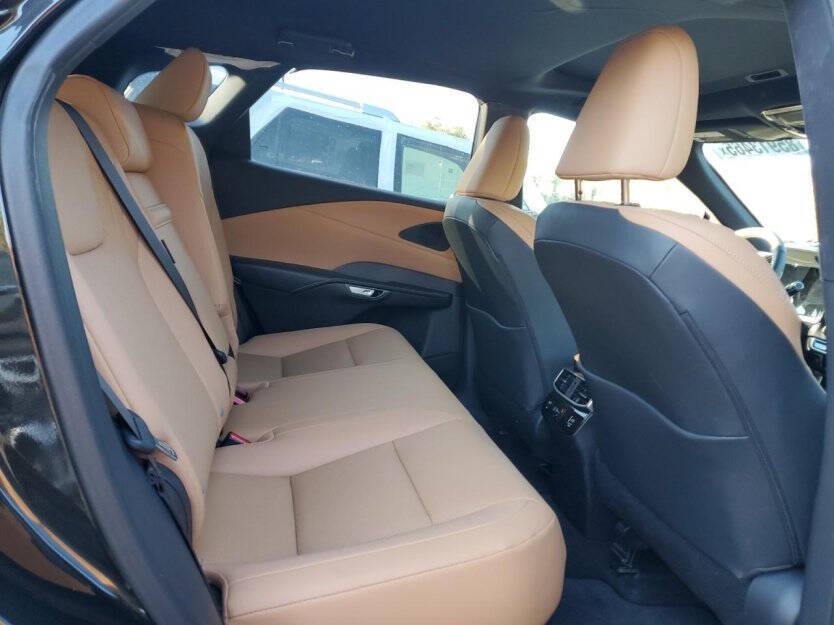 2025 Lexus RX 350 Image 9