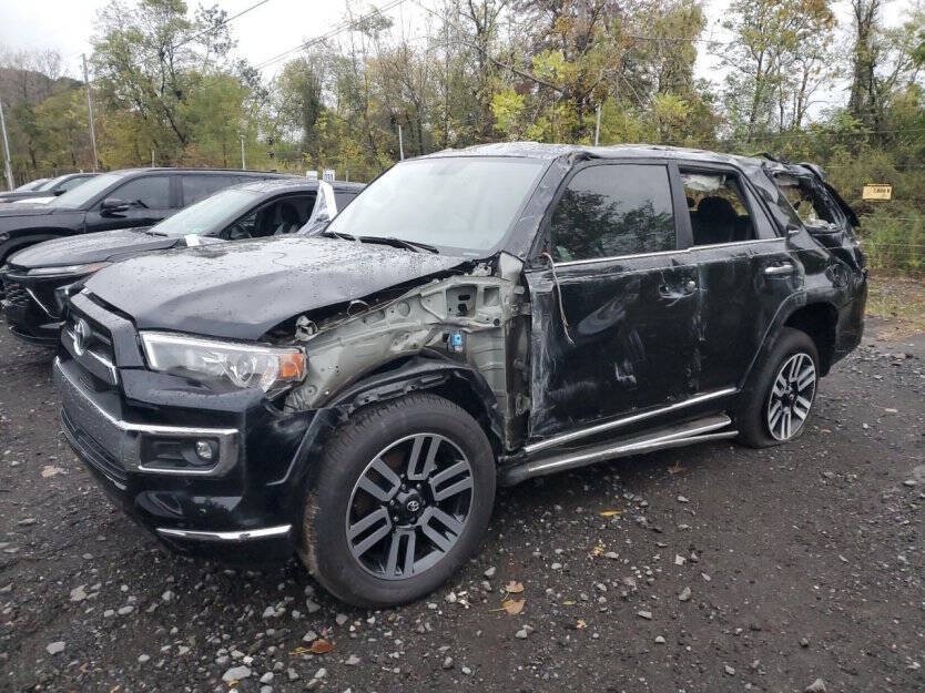 2024 Toyota 4Runner Image 2