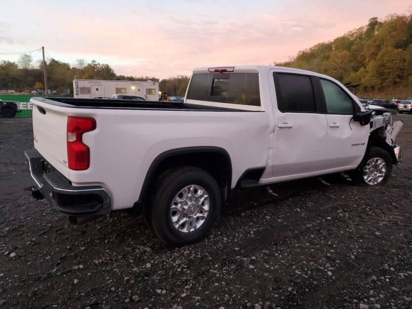 2025 Chevrolet Silverado 1500 Image 4