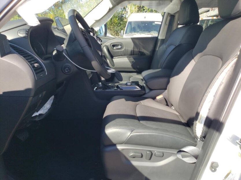 2024 Nissan Armada Image 6