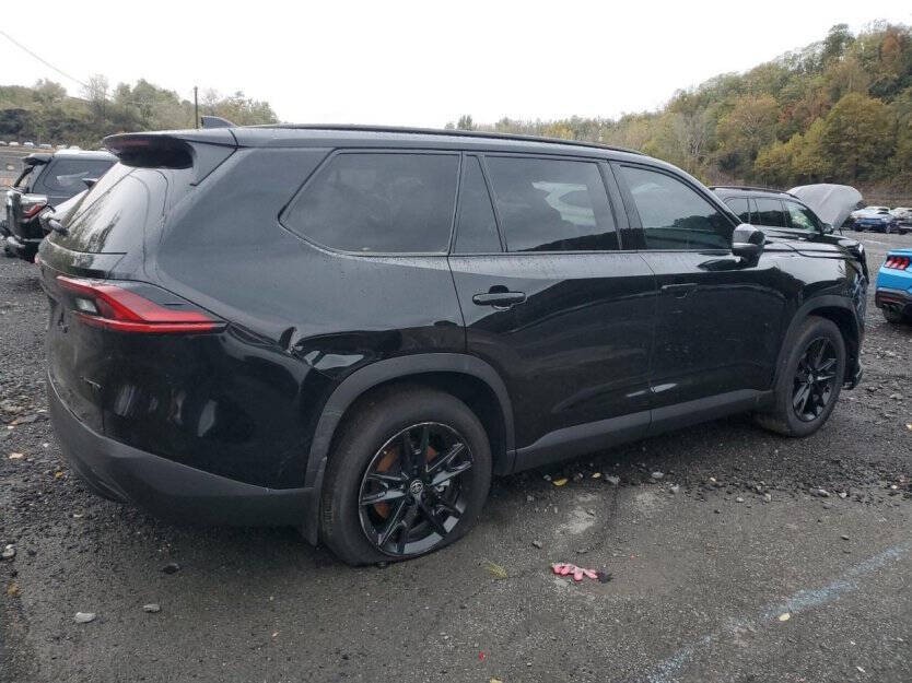 2025 Toyota Highlander Image 5