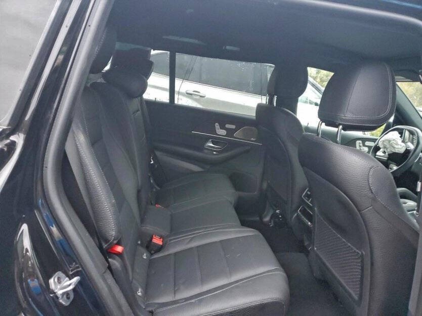 2024 Mercedes-Benz GLS-Class Image 9