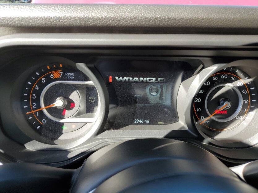 2024 Jeep Wrangler Image 8