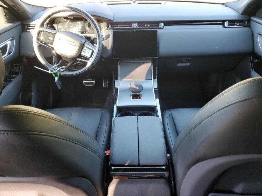 2025 Land Rover Range Rover Image 7