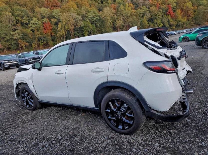 2025 Honda HR-V Image 3