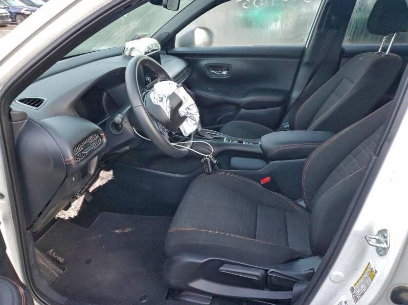 2025 Honda HR-V Image 6