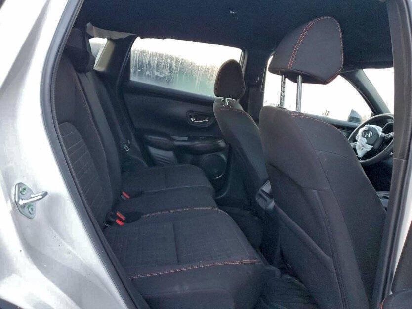 2025 Honda HR-V Image 9