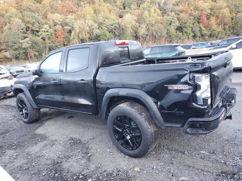 2023 Chevrolet Colorado Image 3