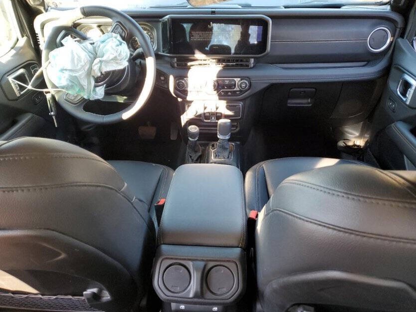 2025 Jeep Gladiator Image 7