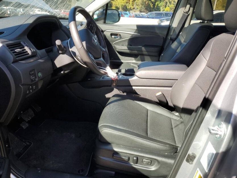 2025 Honda Ridgeline Image 6