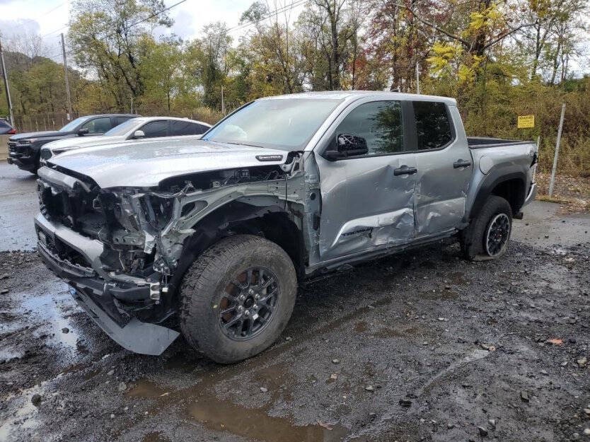 2024 Toyota Tacoma Image 3
