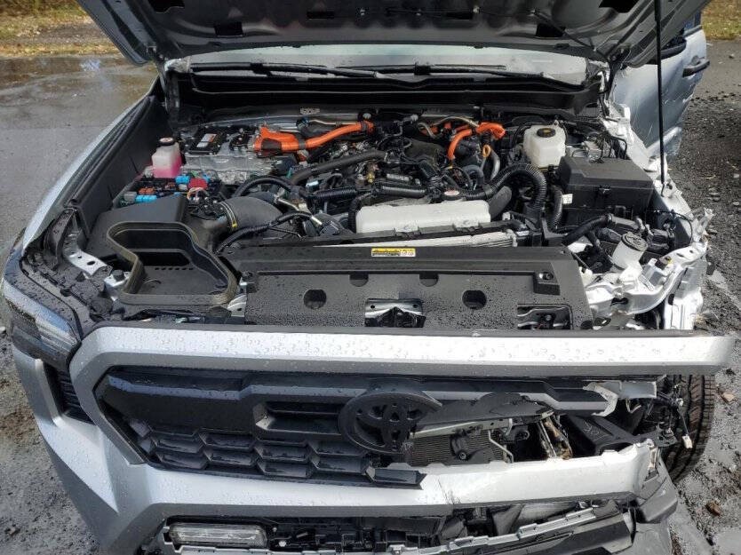 2024 Toyota Tacoma Image 9