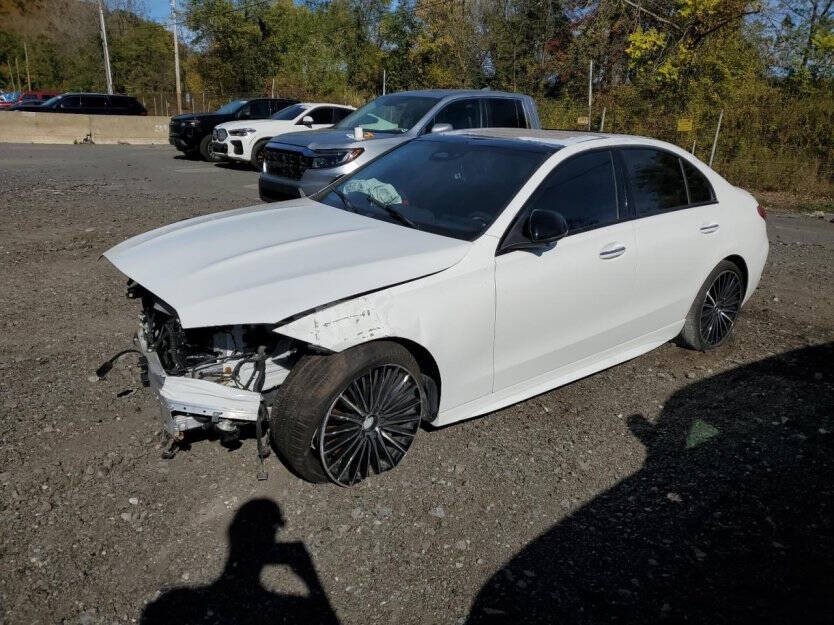 2024 Mercedes-Benz C-Class Image 3