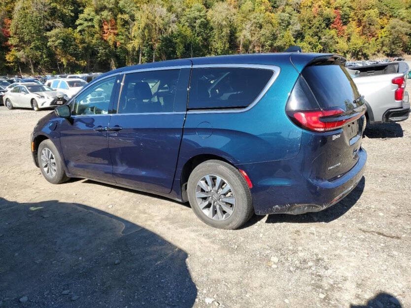 2023 Chrysler Pacifica Image 4