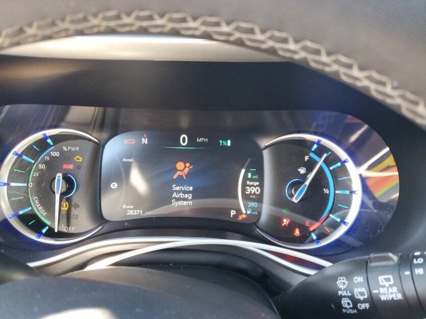 2023 Chrysler Pacifica Image 8