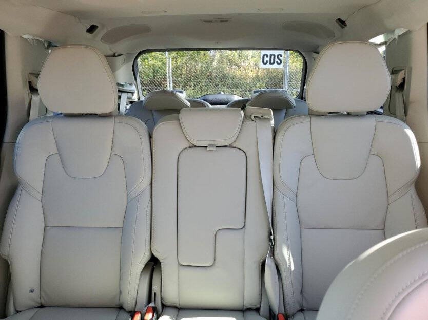 2025 Volvo XC90 Image 7