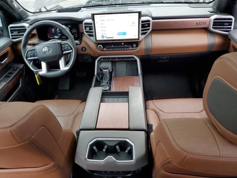 2025 Toyota Tundra Image 7