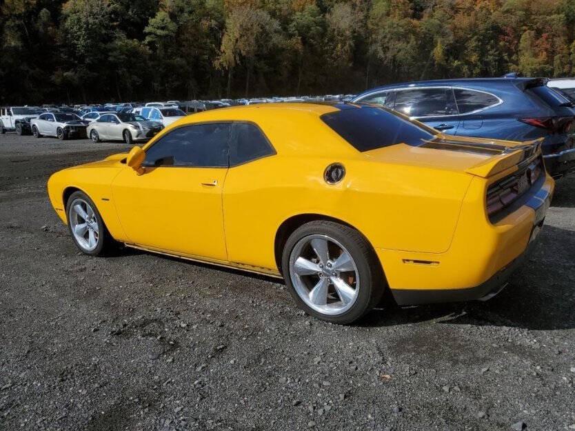 2019 Dodge Challenger Image 3