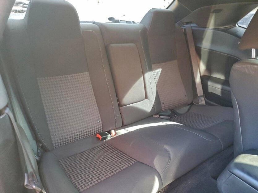 2019 Dodge Challenger Image 8