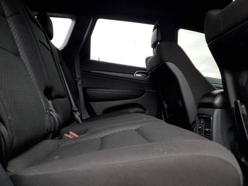 2020 Jeep Grand Cherokee Image 9