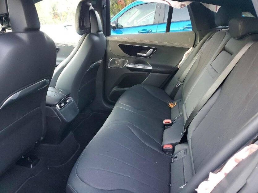 2024 Mercedes-Benz EQE Image 9