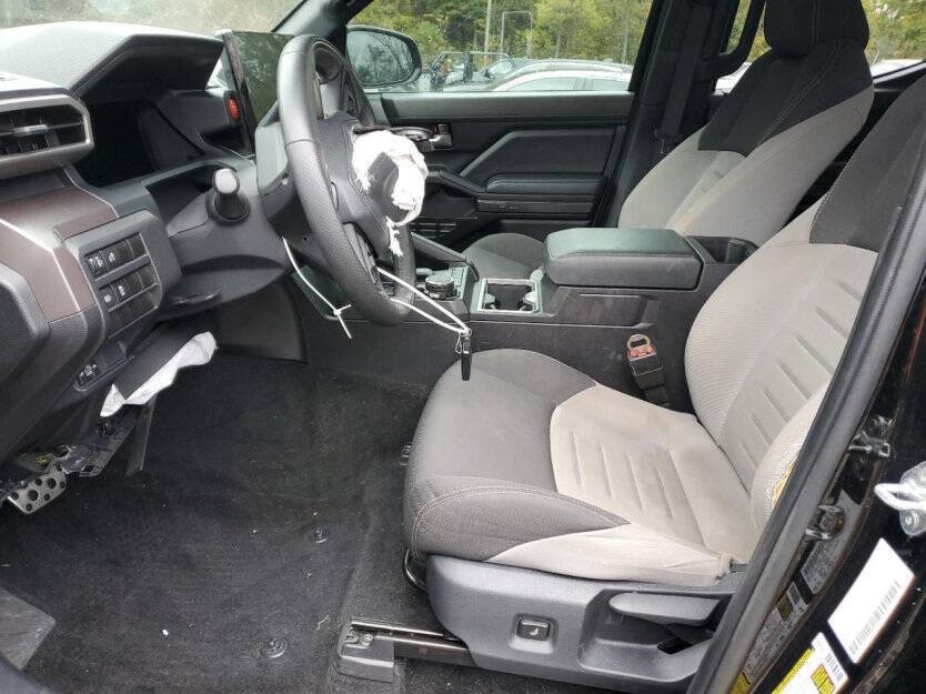 2024 Toyota Tacoma Image 6