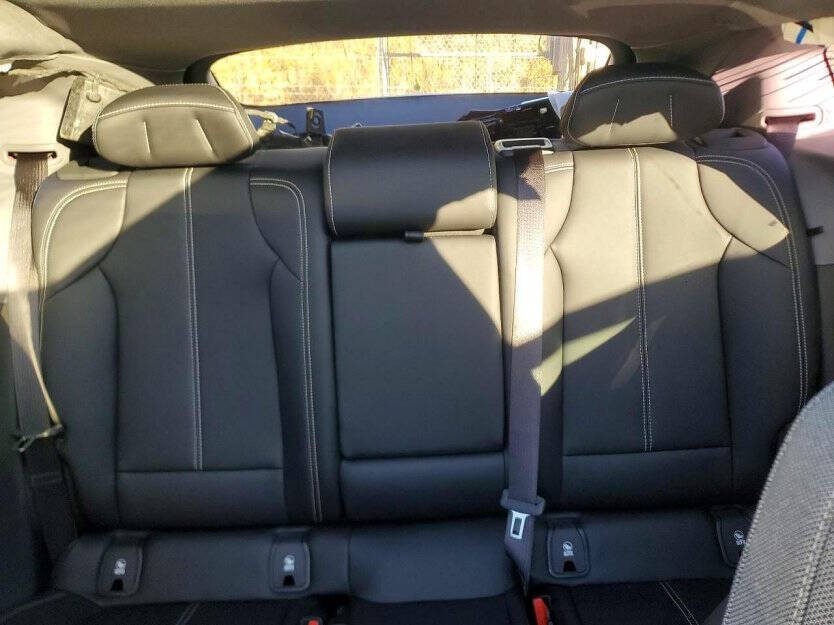 2025 Cadillac Optiq Image 7