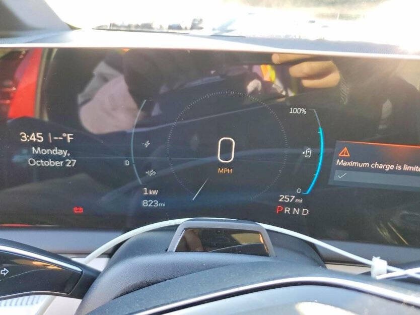 2025 Cadillac Optiq Image 8