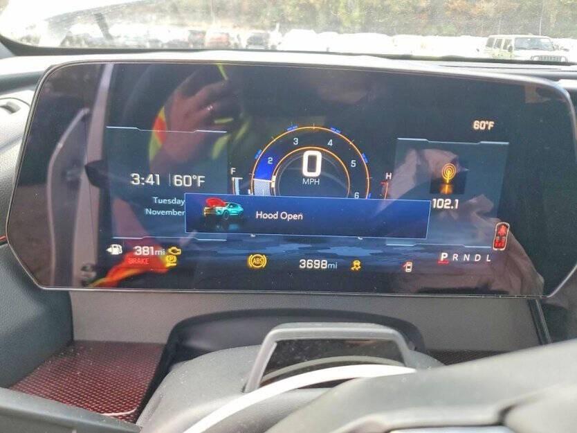 2025 Chevrolet Traverse Image 8