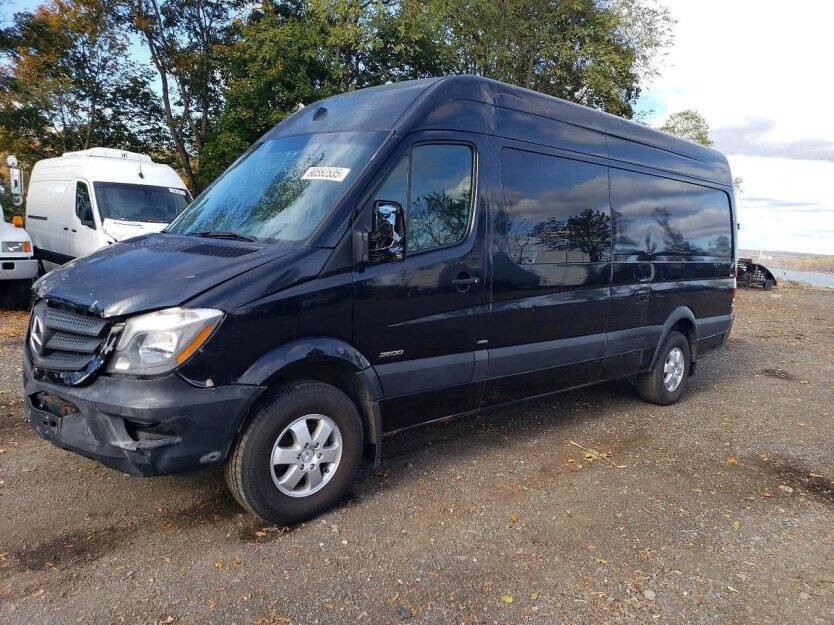 2016 Mercedes-Benz Sprinter Image 2