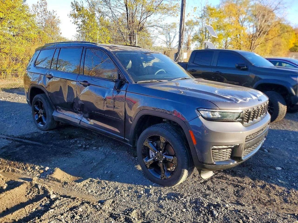 2024 Jeep Grand Cherokee Image 1