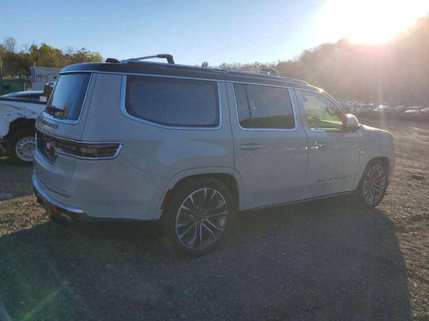 2022 Jeep Grand Cherokee Image 5