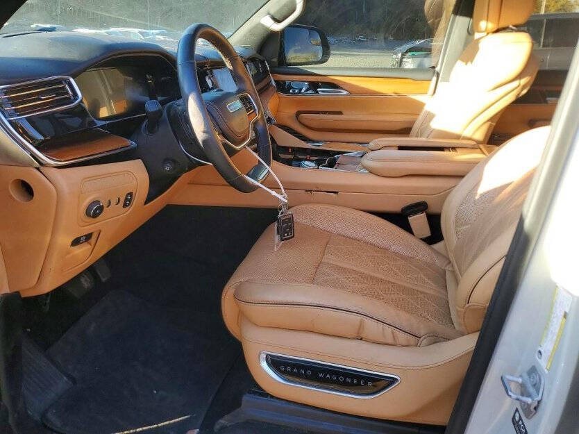 2022 Jeep Grand Cherokee Image 6