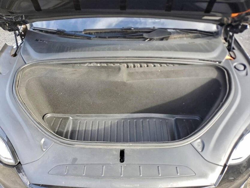 2023 Tesla Model X Image 9