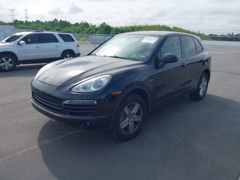 2013 Porsche Cayenne Image 3