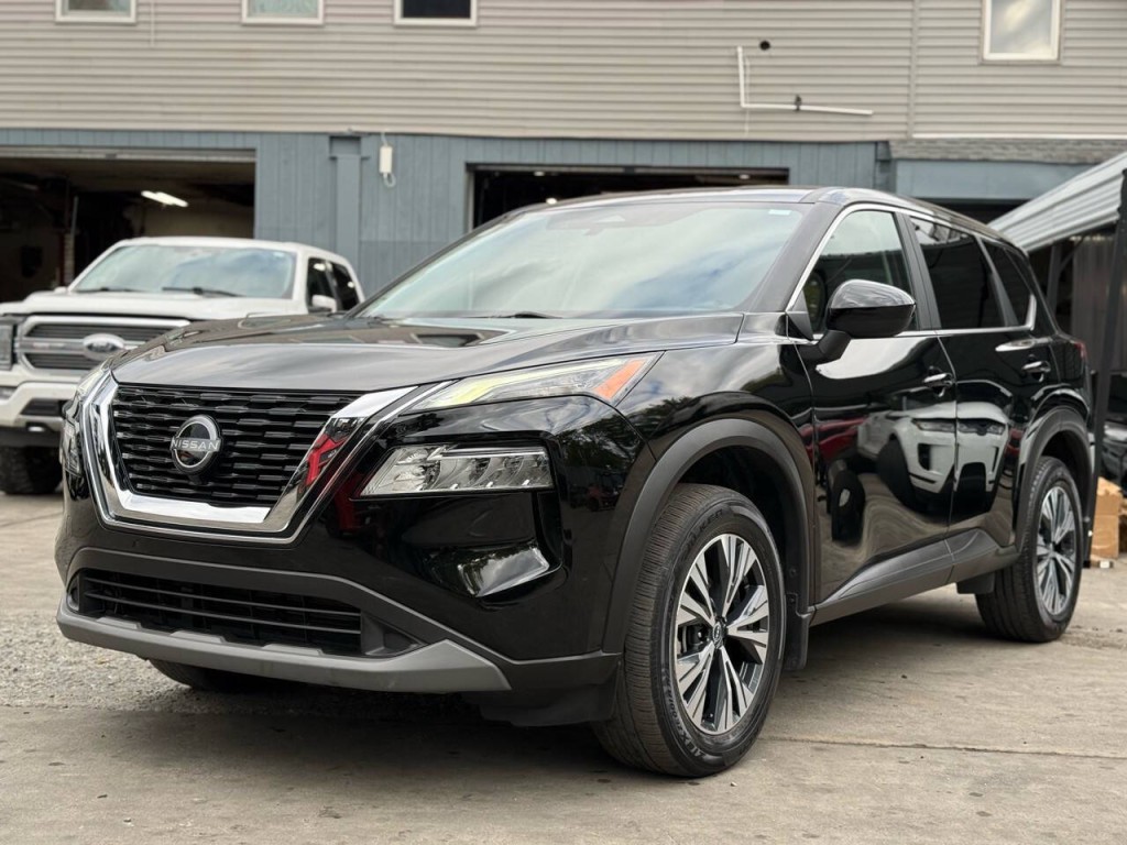 2023 Nissan Rogue Image 1