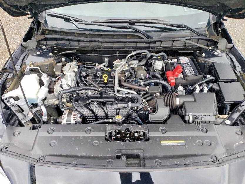 2025 Nissan Altima Image 9