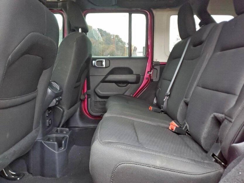 2021 Jeep Wrangler Unlimited Image 9