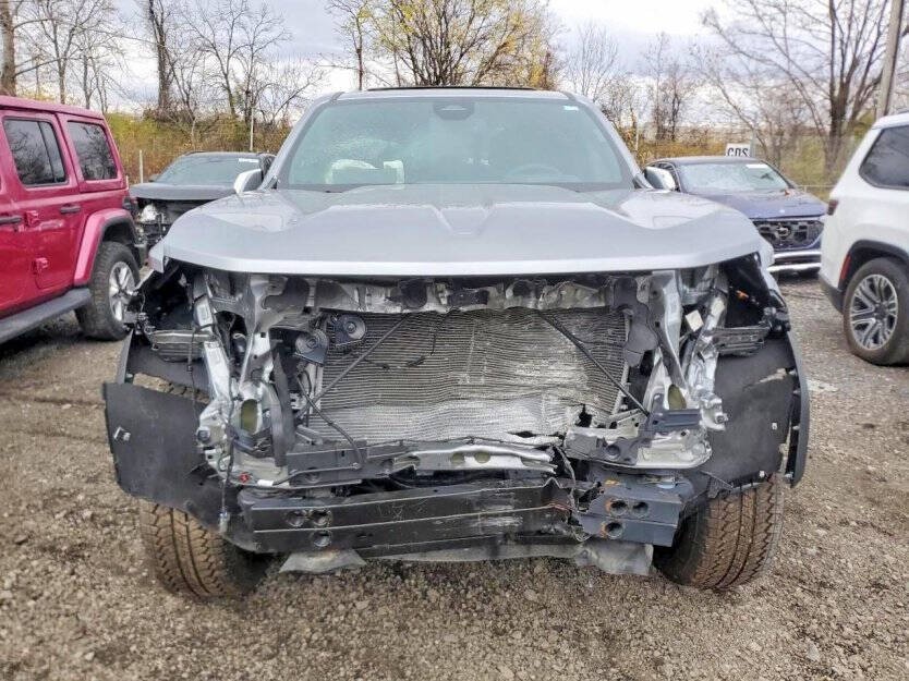 2024 GMC Canyon Image 2