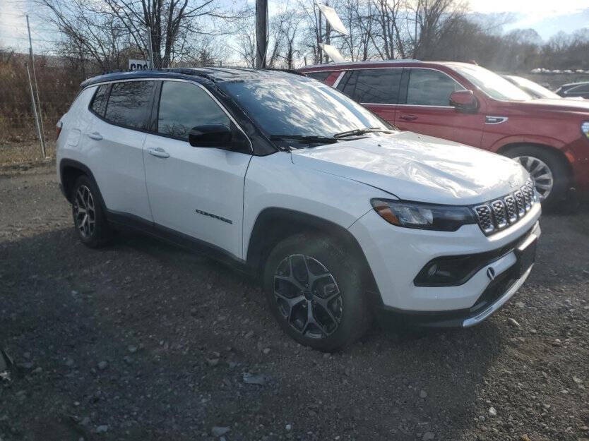 2025 Jeep Compass Image 1